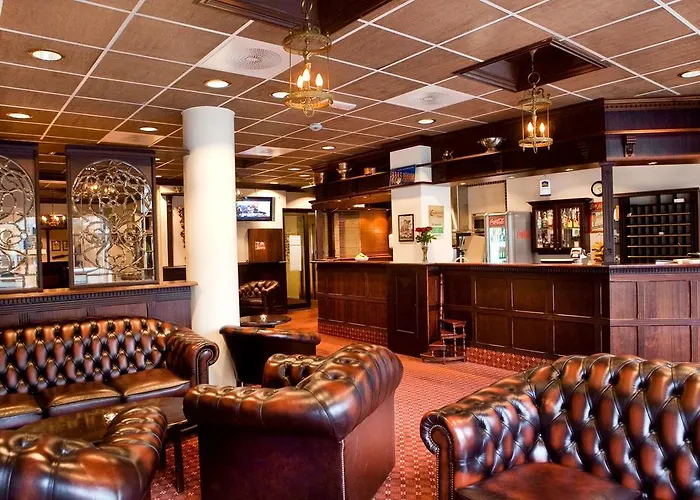 Chesterfield Hotel