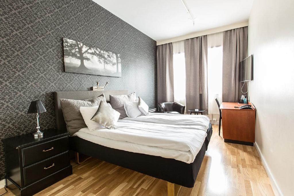 Chesterfield Hotel