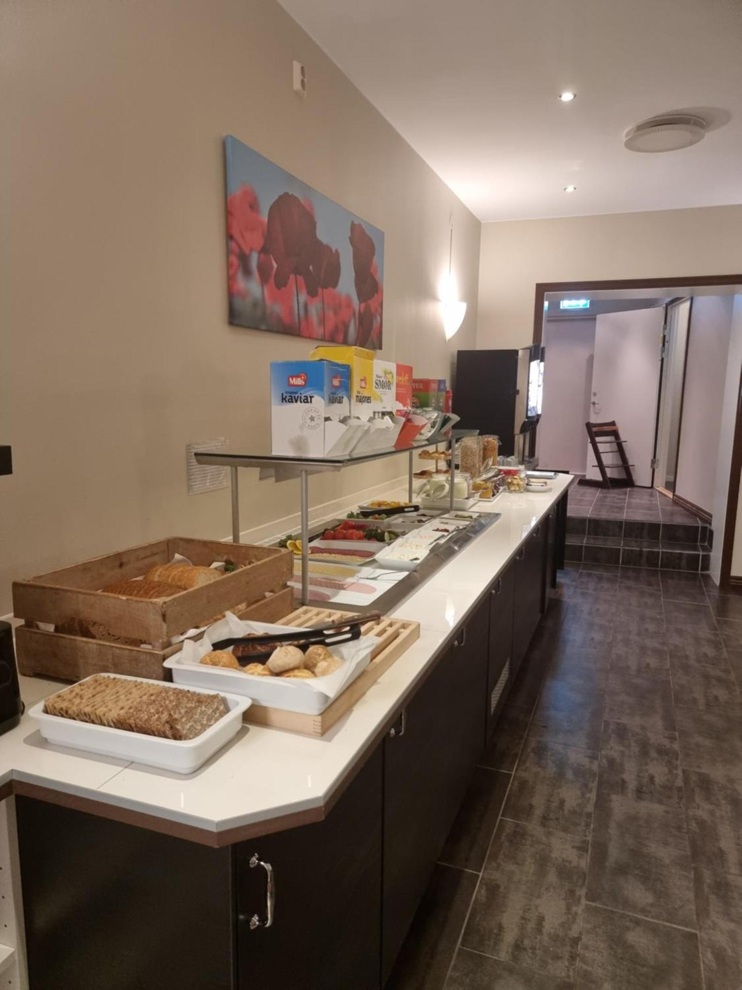 Chesterfield Hotel 3*